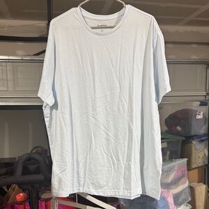 Size XXL Men’s Goodfellow & Co Light Blue Short Sleeve Tee